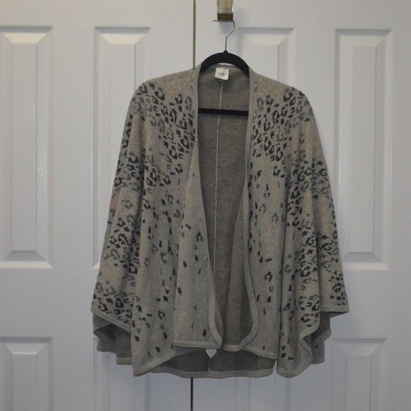 Cabi Style #3115 Gigi Cape - Picture 2 of 5